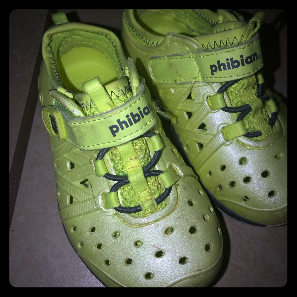 Stride rite - phibian